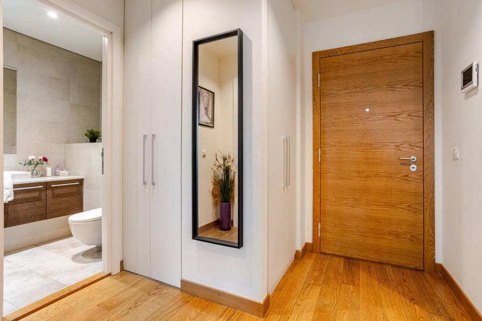 Toilet, Bathroom, wardrobe