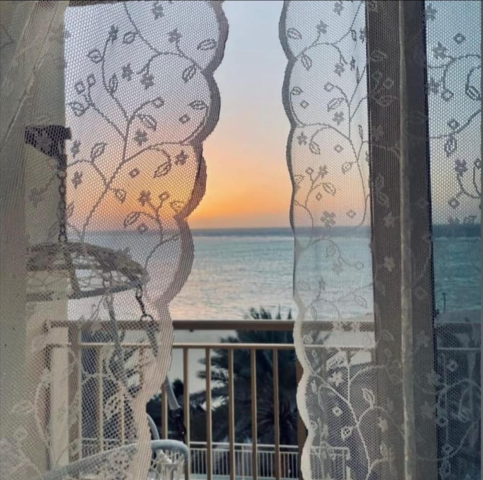 Day, Natural landscape, Balcony/Terrace, Sea view, Sunset