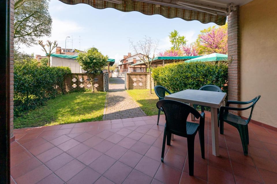 Patio, Balcony/Terrace