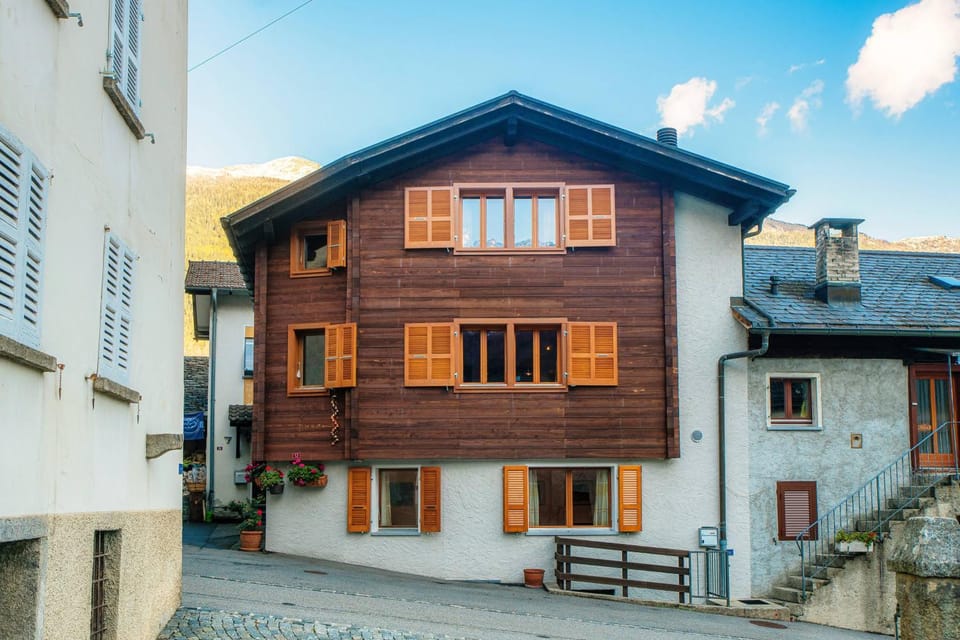 Chalet Nucleo 12 by Quokka 360 - bouldering temple in Chironico Apartment in Canton of Ticino
