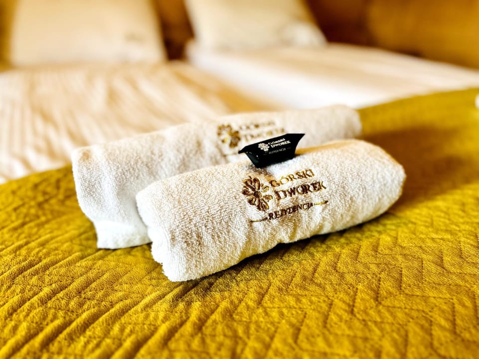 Decorative detail, towels, towels
