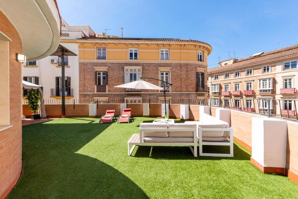 GRAN TERRAZA CON VISTAS A CALLE LARIOS Apartment in Malaga