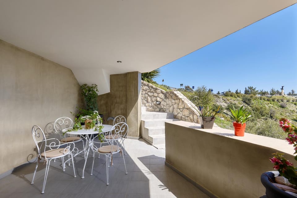 Patio, Balcony/Terrace