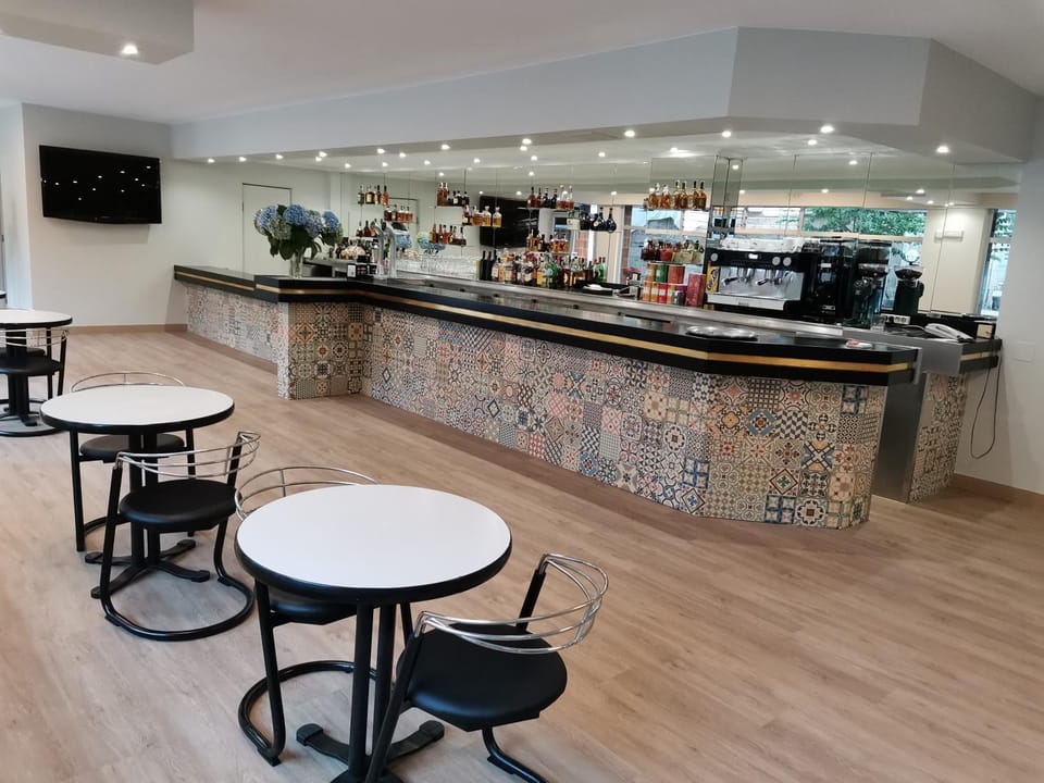 Lounge or bar