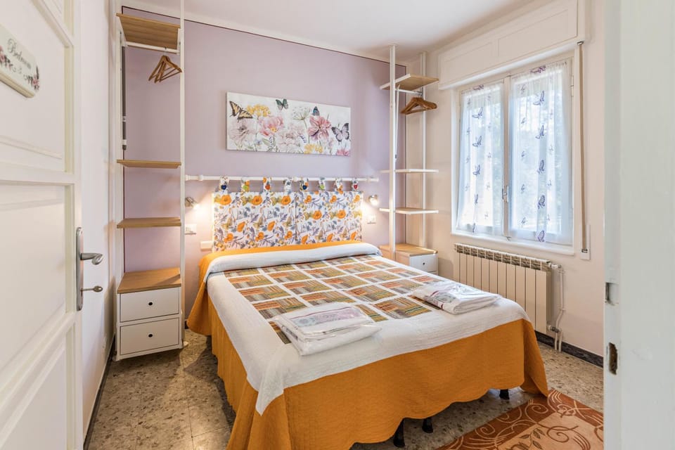 Property building, Living room, Bedroom