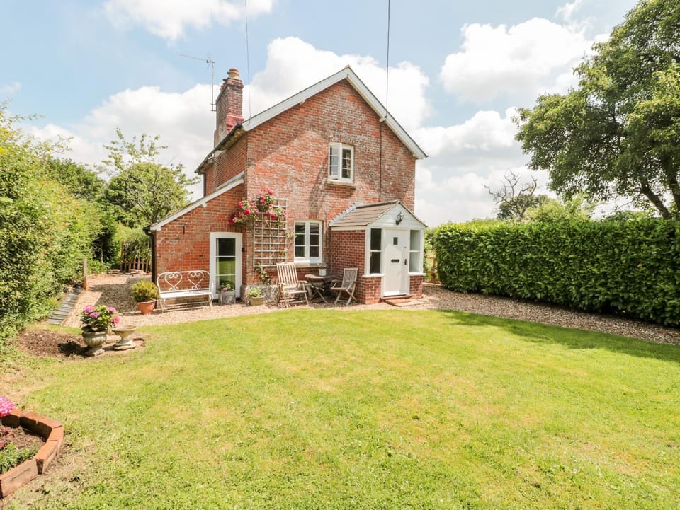 Old Rectory Cottage House in North Dorset District
