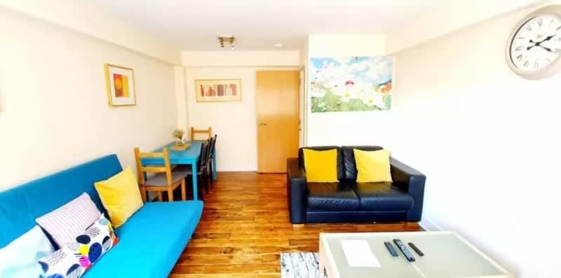 2 Bedroom Apt in the Heart of the City Centre, perfect Location Apartment in Glasgow