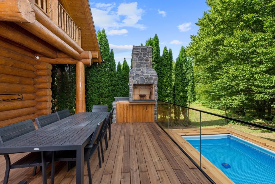Log House The River Pearl Villa in Primorje-Gorski Kotar County