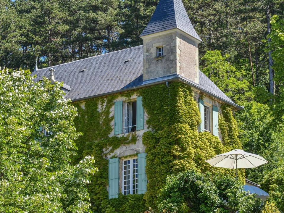 Property building, Summer