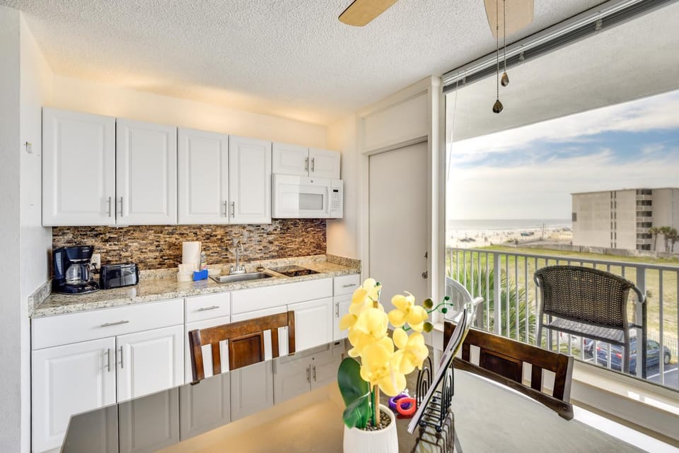 Daytona Beach Condo w/ Ocean-View Balcony! House in Florida