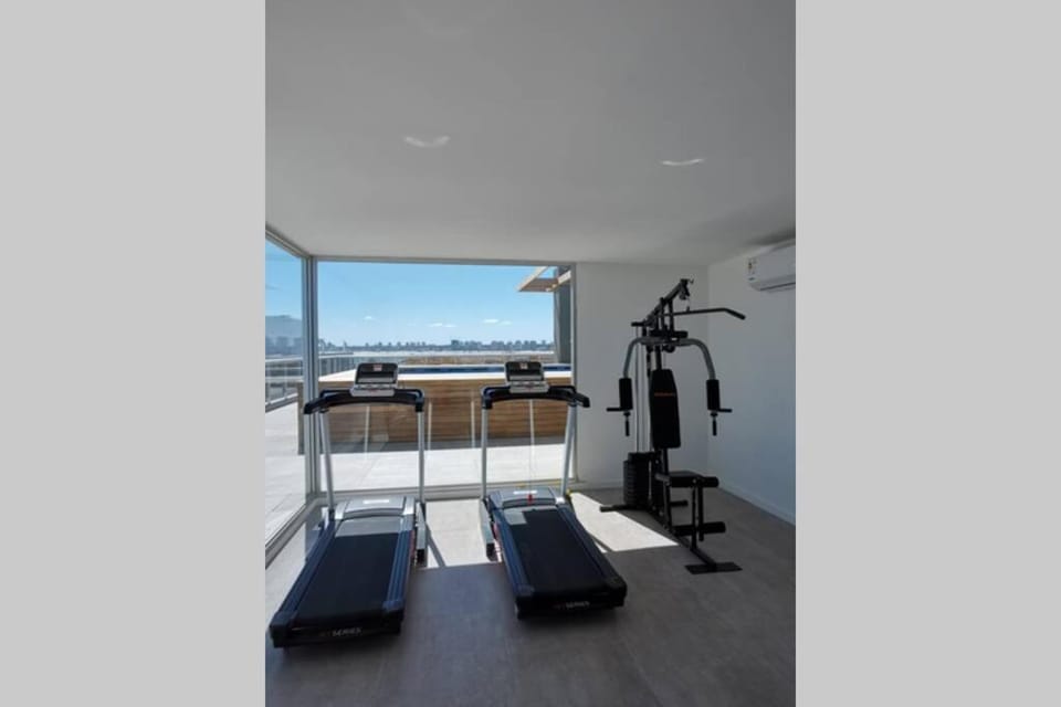 Fitness centre/facilities, Sea view