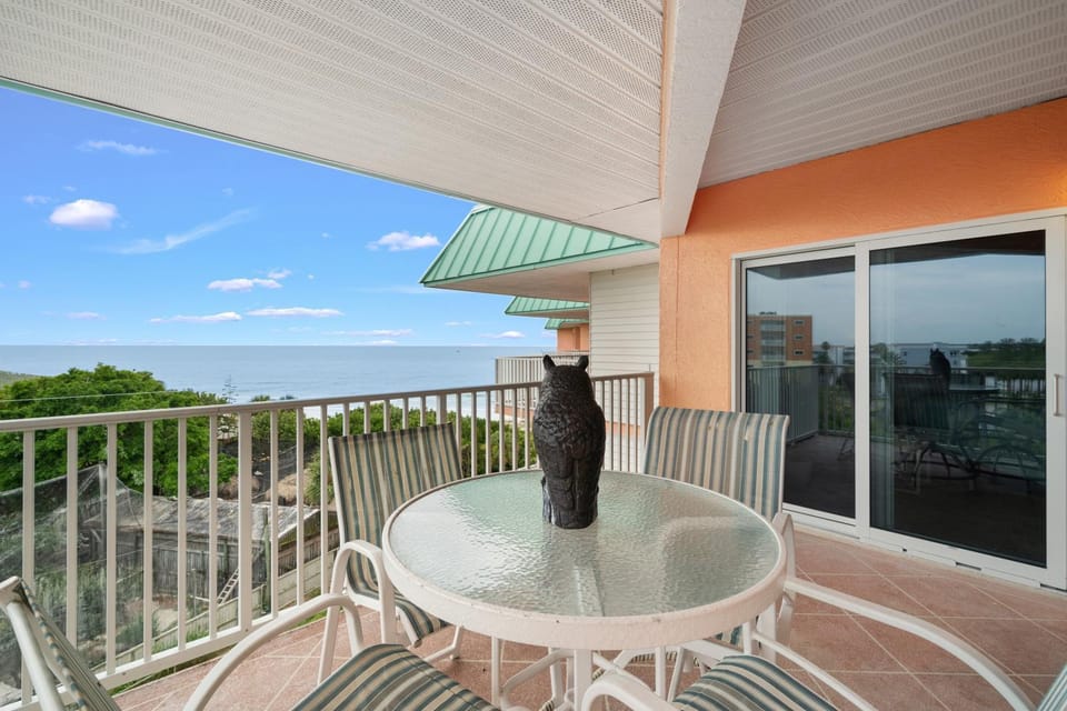 Balcony/Terrace, Seating area, Sea view, furniture