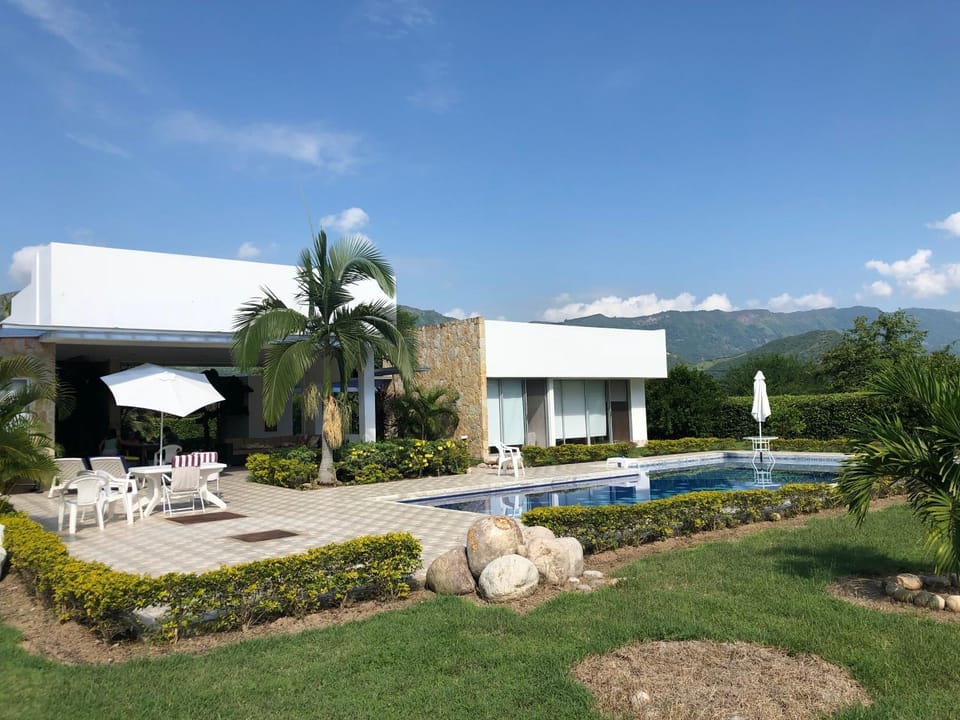 Day, Natural landscape, Garden, Mountain view, Pool view