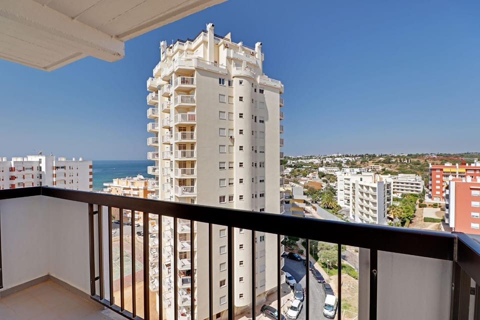 Property building, Balcony/Terrace
