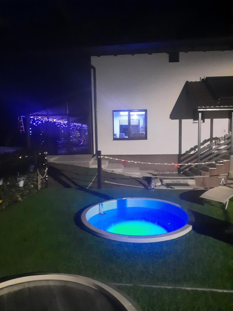 Pensiunea K9 Bed and Breakfast in Cluj County