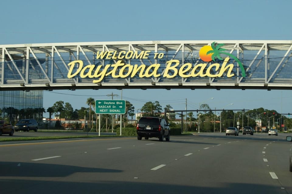 Sunglow Resort Condo Unit 707 House in Daytona Beach Shores
