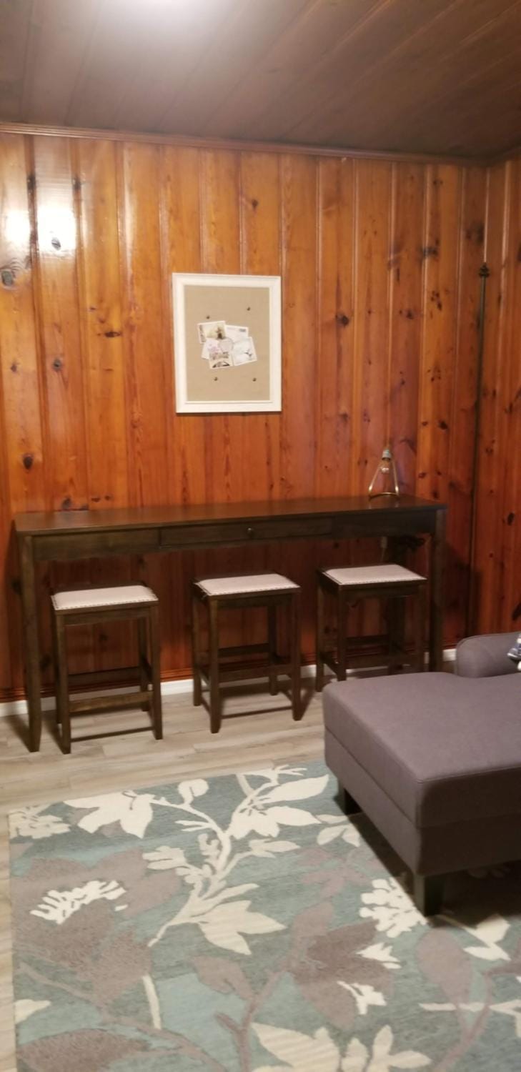Seating area