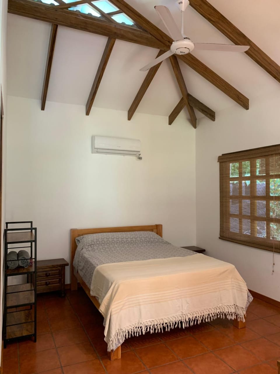 Bed, Bedroom, fireplace, air conditioner