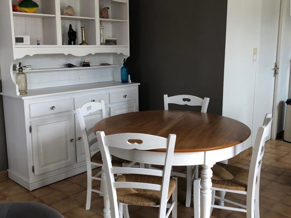 Maison Neuve à La Couarde: Proche Centre, Plages et Marché, Jardin et Terrasse équipés - FR-1-434-35 House in La Couarde-sur-Mer