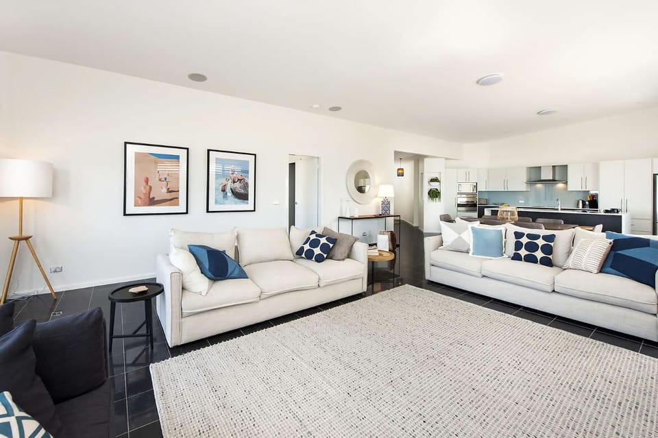 Kitchen or kitchenette, Living room, Photo of the whole room, Seating area