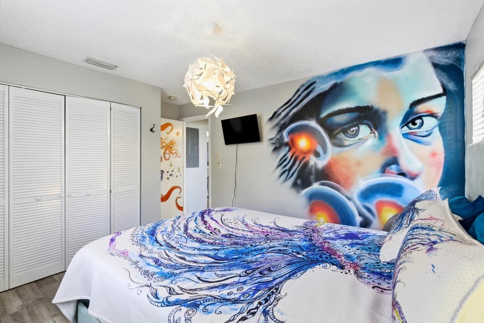 Bed, Bedroom