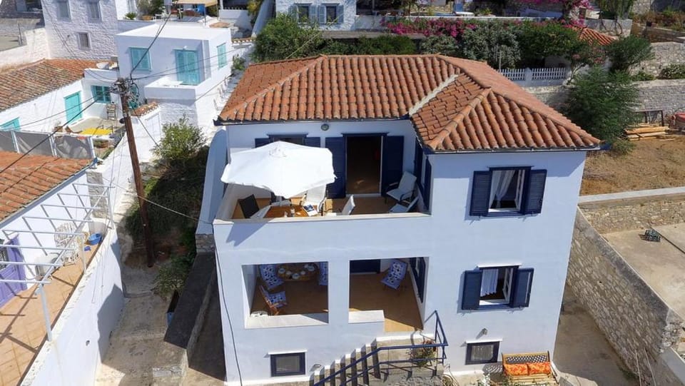 Neighbourhood, Bird's eye view