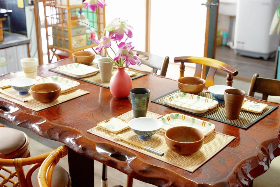 Food and drinks, Dining area, Food