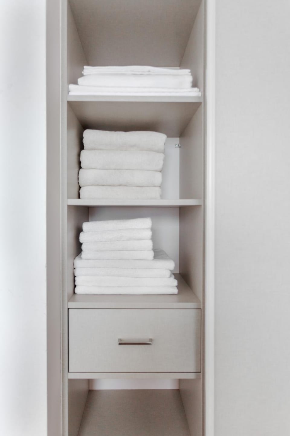 towels, wardrobe
