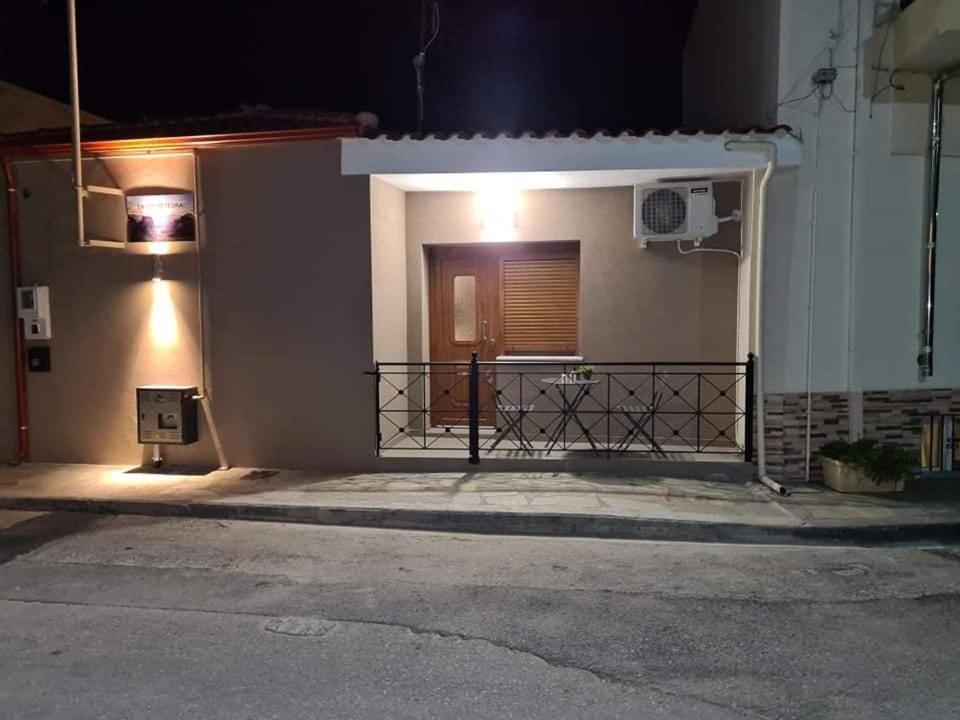 Enjoy Meteora Three Apartment in Kalabaka