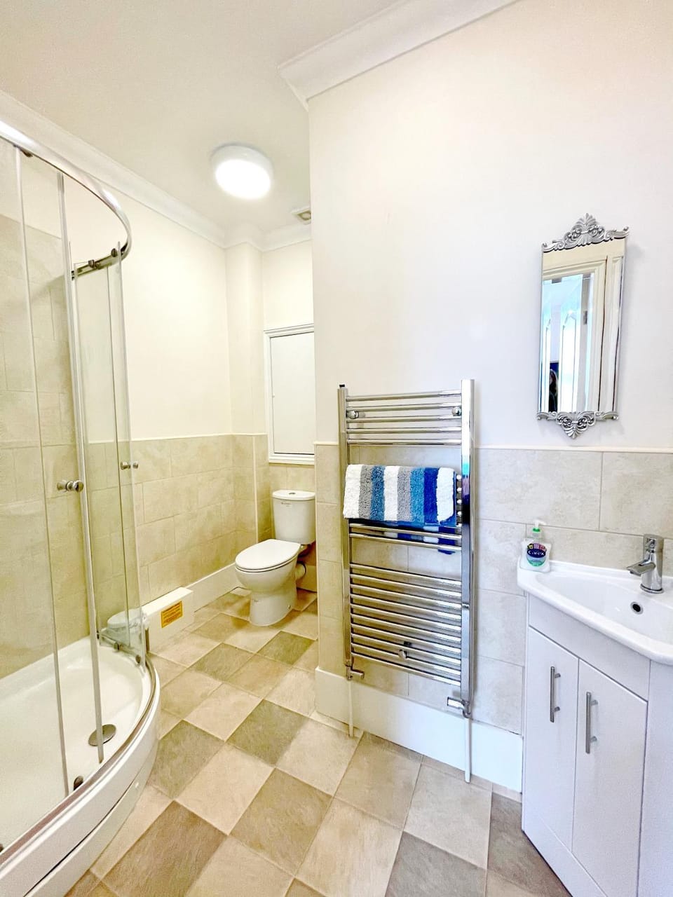 Shower, Toilet, Bathroom