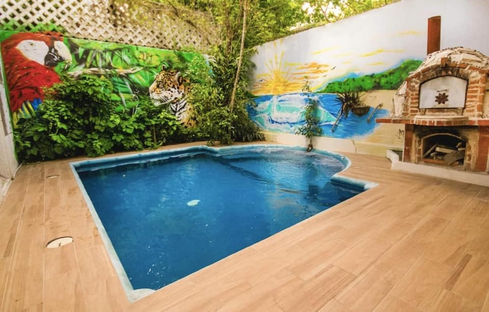 Swimming pool