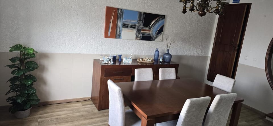 Gomes & Fortunato House House in Peniche