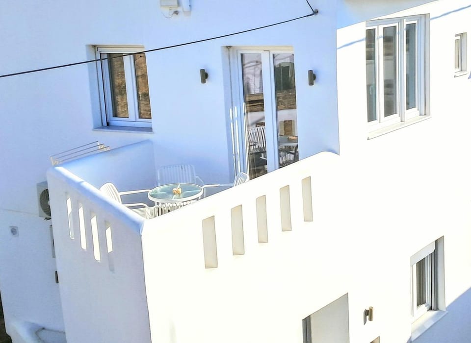 Property building, Balcony/Terrace