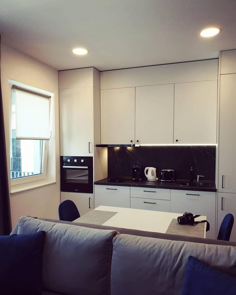 Dining area, Communal kitchen