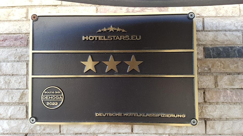 Logo/Certificate/Sign, On site