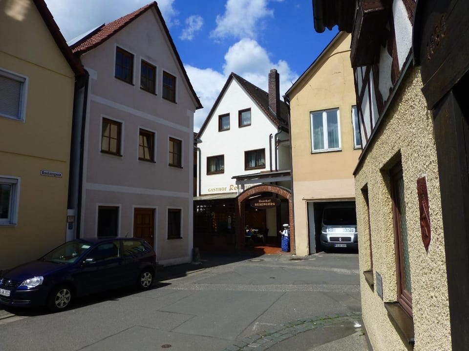 Property building, Day, Neighbourhood, Street view