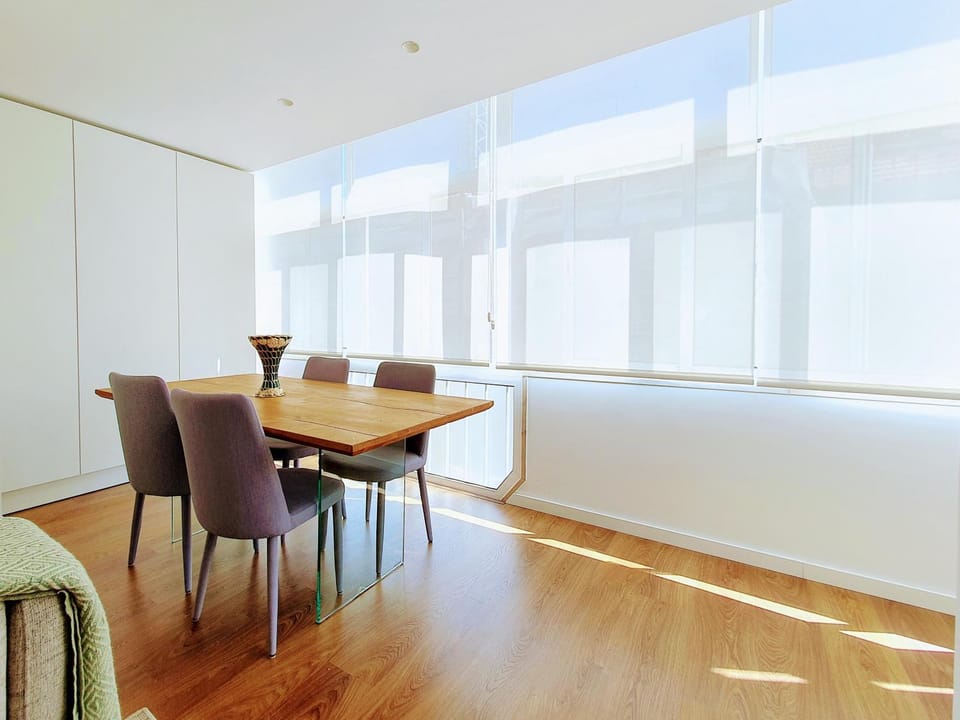 Business facilities, Dining area