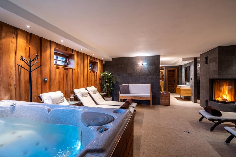 Hot Tub, Spa and wellness centre/facilities, flat iron