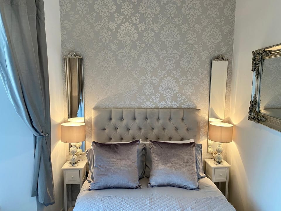 The Sleeping Lion - Dunoon Holiday Home Apartment in Dunoon