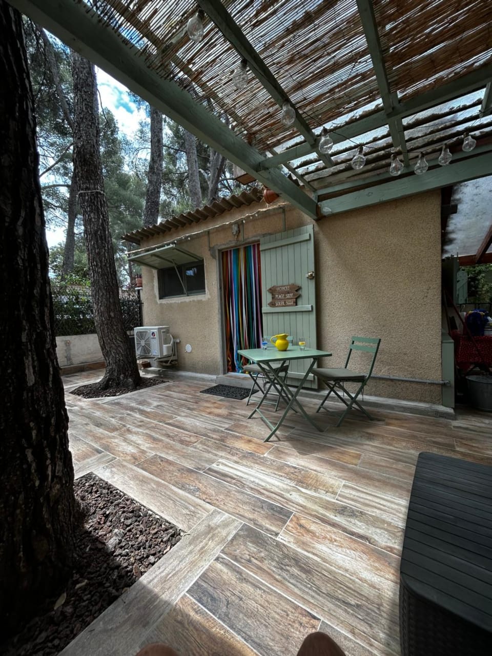 Cabanon à Sanary sur mer au coeur de Portissol. House in Sanary-sur-Mer