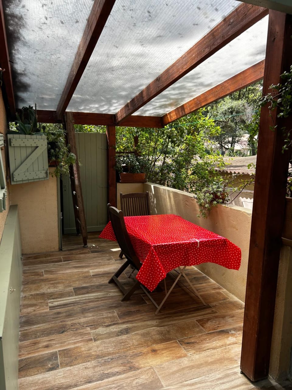 Cabanon à Sanary sur mer au coeur de Portissol. House in Sanary-sur-Mer