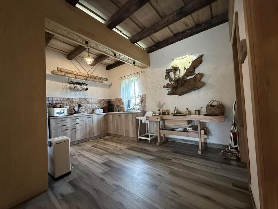 Cuibul Braneanului Bed and Breakfast in Brașov County
