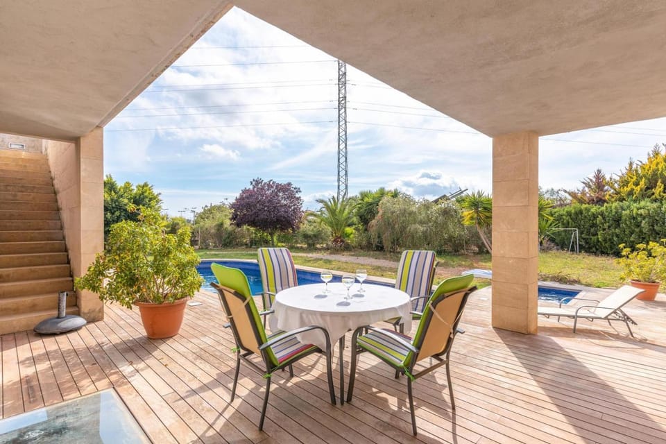 Villa de lujo con piscina, jacuzzi, jardín y terraza Villa in Raiguer