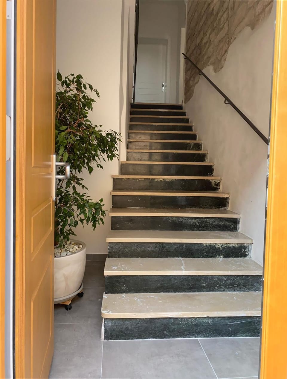 Castle Rhythm Bed and Breakfast in Arco
