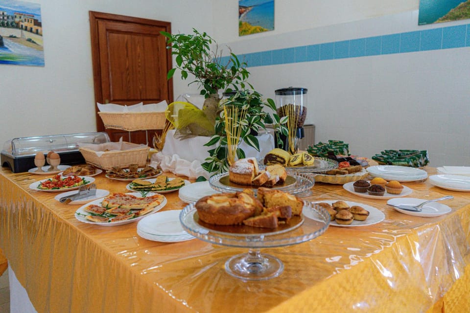 Buffet breakfast
