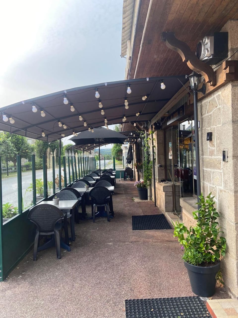 Patio, Restaurant/places to eat