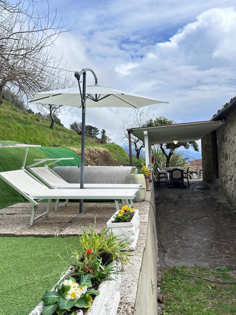 Spring, Day, Natural landscape, Summer, Garden, Seating area, Garden view, sunbed
