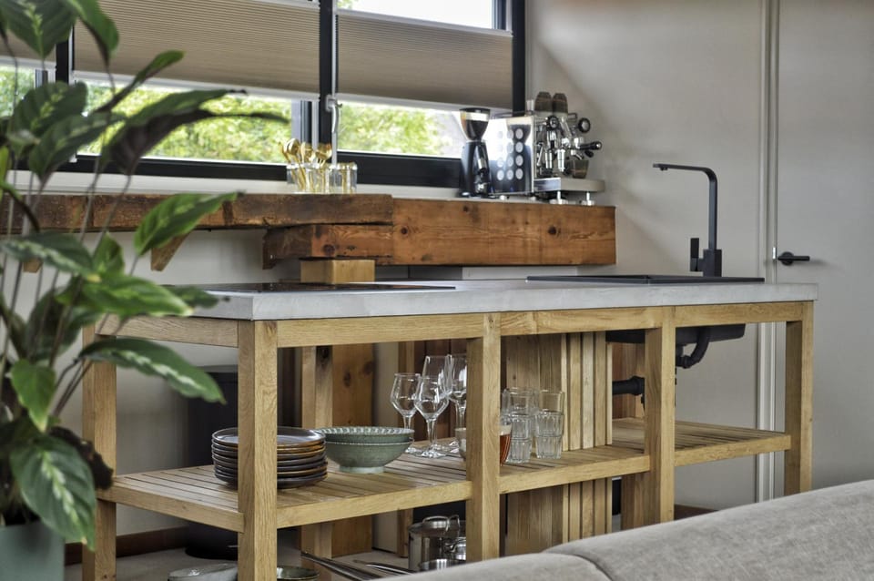 Kitchen or kitchenette