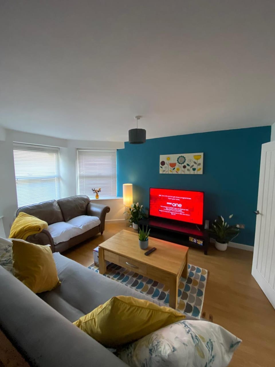 Communal lounge/ TV room