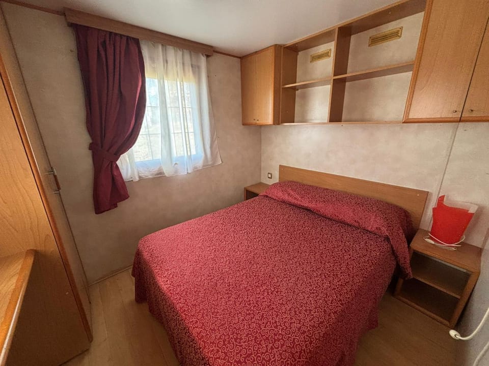 In Country Luxury Lodges Bed and Breakfast in Umbria